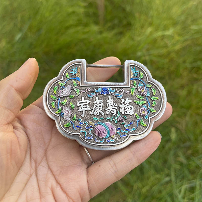 Fortune and Longevity Enamel Silver Lock