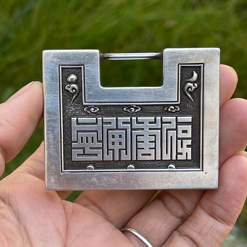 Fortune, Longevity, Health Enamel Silver Lock